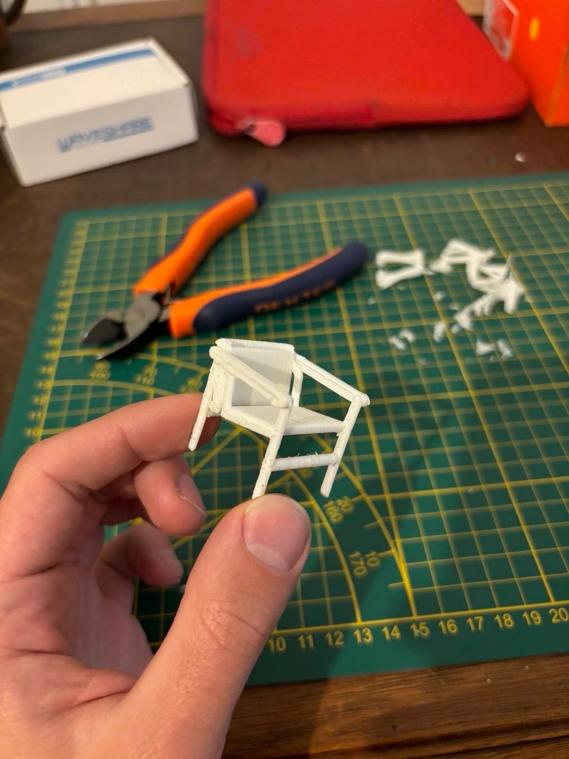 Miniature chaise imprimée en 3D